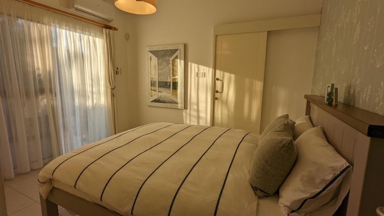 Stylish Garden Apartment At Paphos Harbour מראה חיצוני תמונה